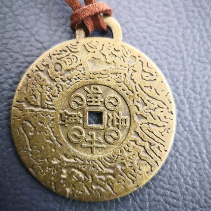 Money Amulet змінив життя Олени на краще